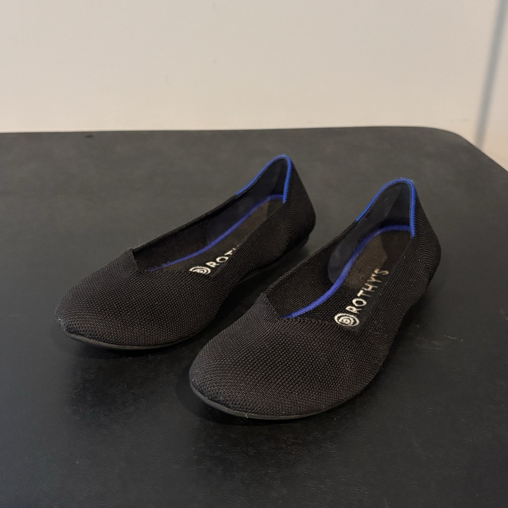 Rothy's Black Round Toe Slip On Ballet Flat Shoes Womens Size 8.5 Washable